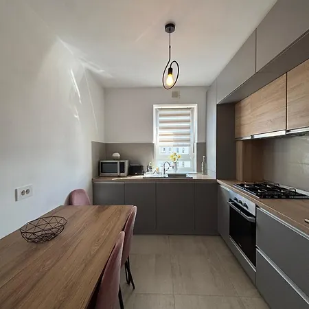 Apartment 4friendscoresibrasov H Brasov